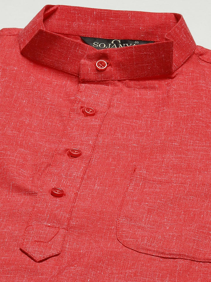 SOJANYA Men Red Solid Slub Effect Kurta