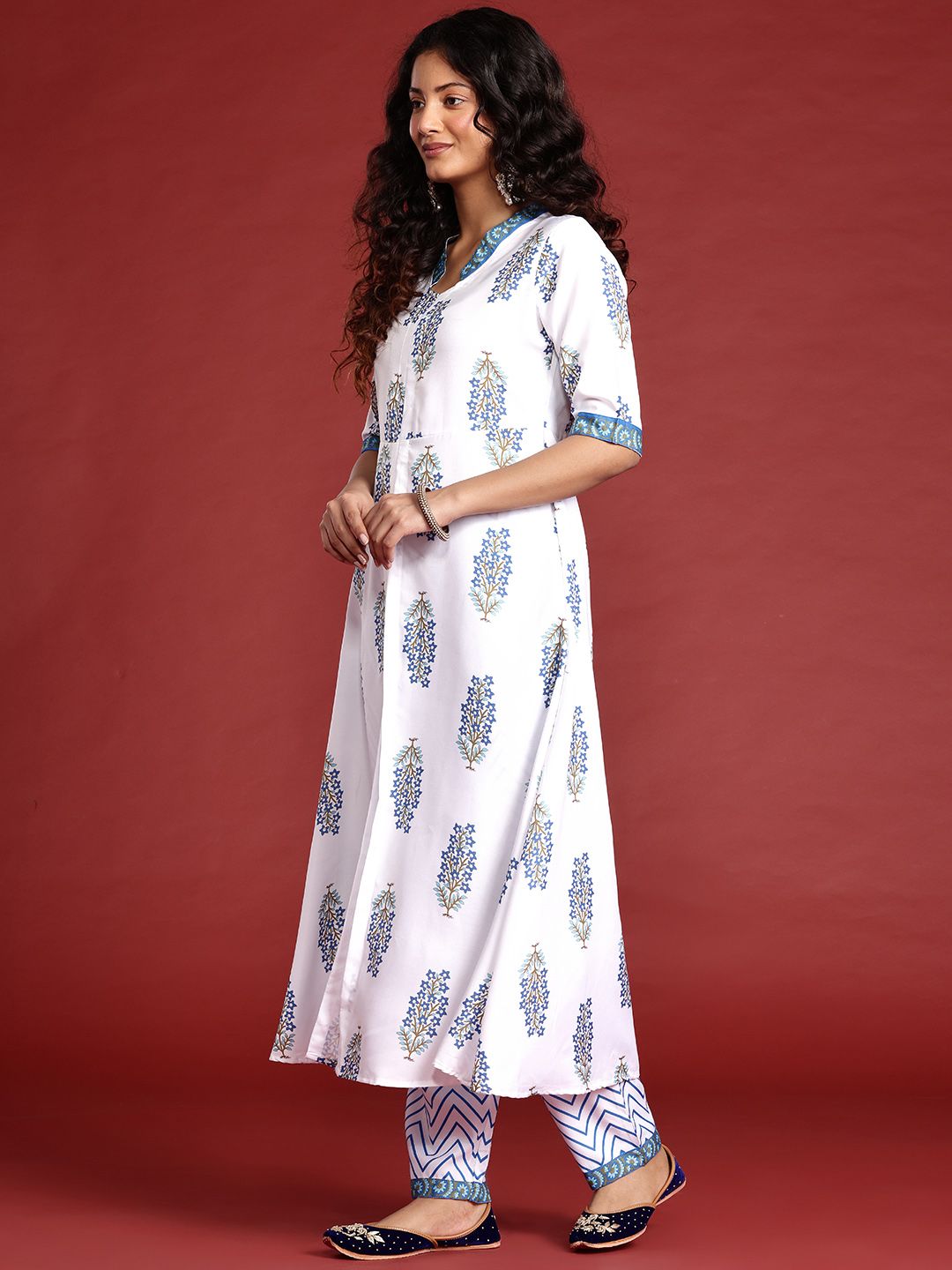 Anouk Women Ethnic Motifs Printed Kurta with Trousers & Dupatta