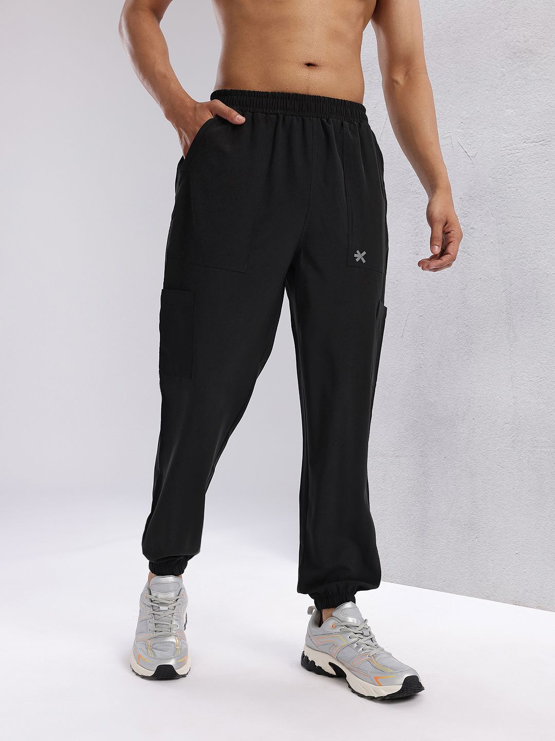 HRX by Hrithik Roshan Men Rapid-Dry Cargo Style Training Joggers