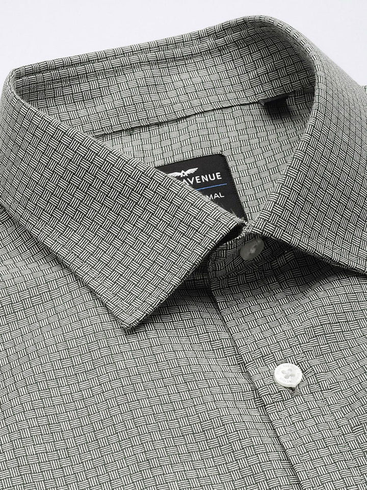 Park Avenue Slim Fit Self Design Opaque Formal Shirt