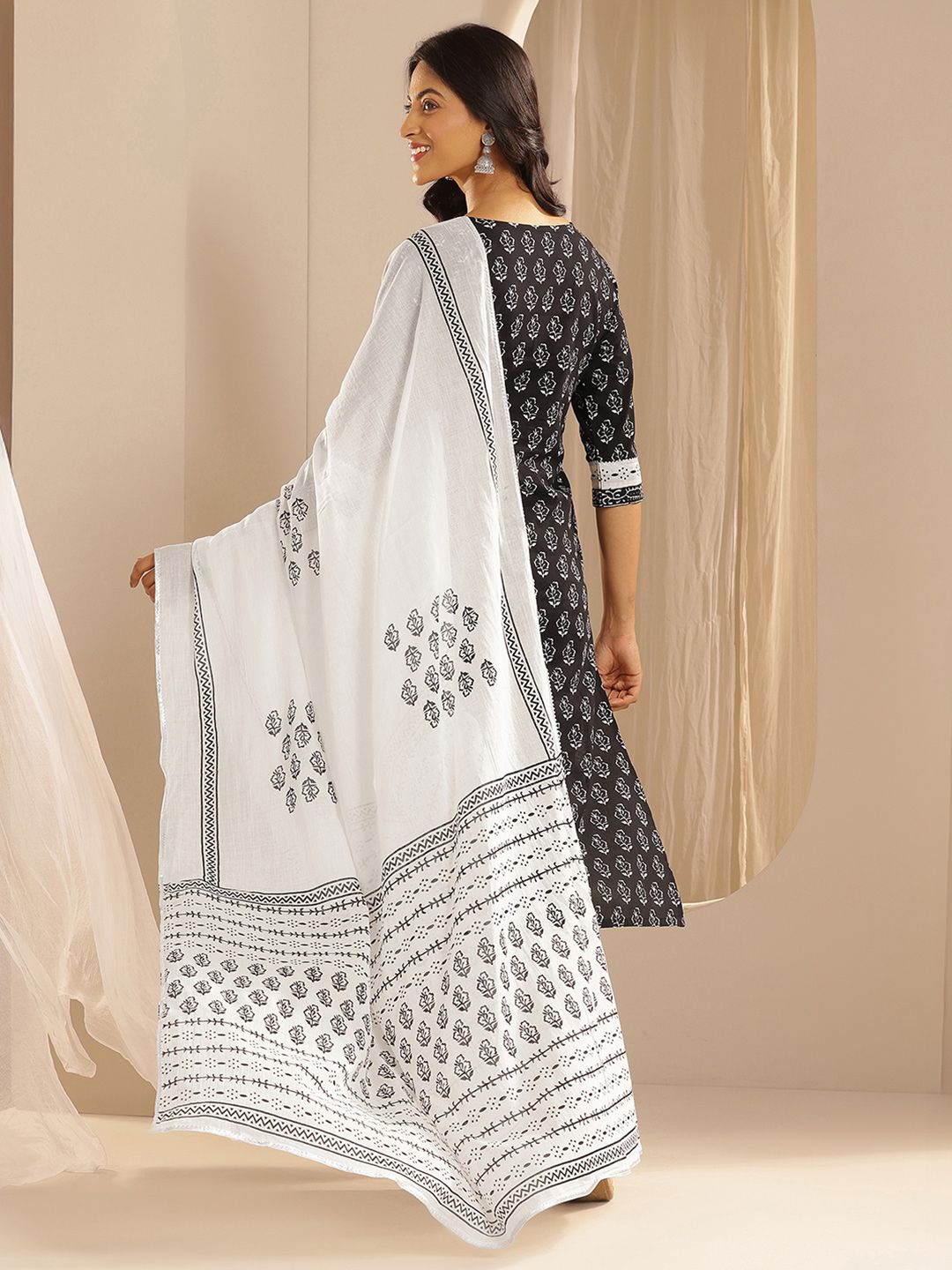 Libas Ethnic Motifs Printed Regular Gotta Patti Pure Cotton Kurta with Palazzos & Dupatta
