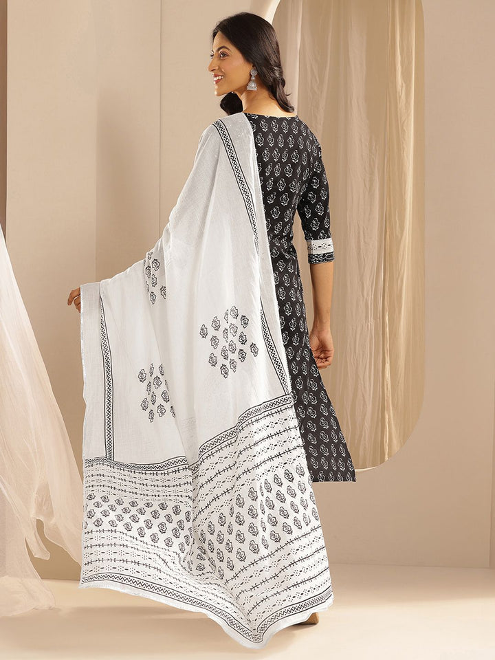 Libas Ethnic Motifs Printed Regular Gotta Patti Pure Cotton Kurta with Palazzos & Dupatta