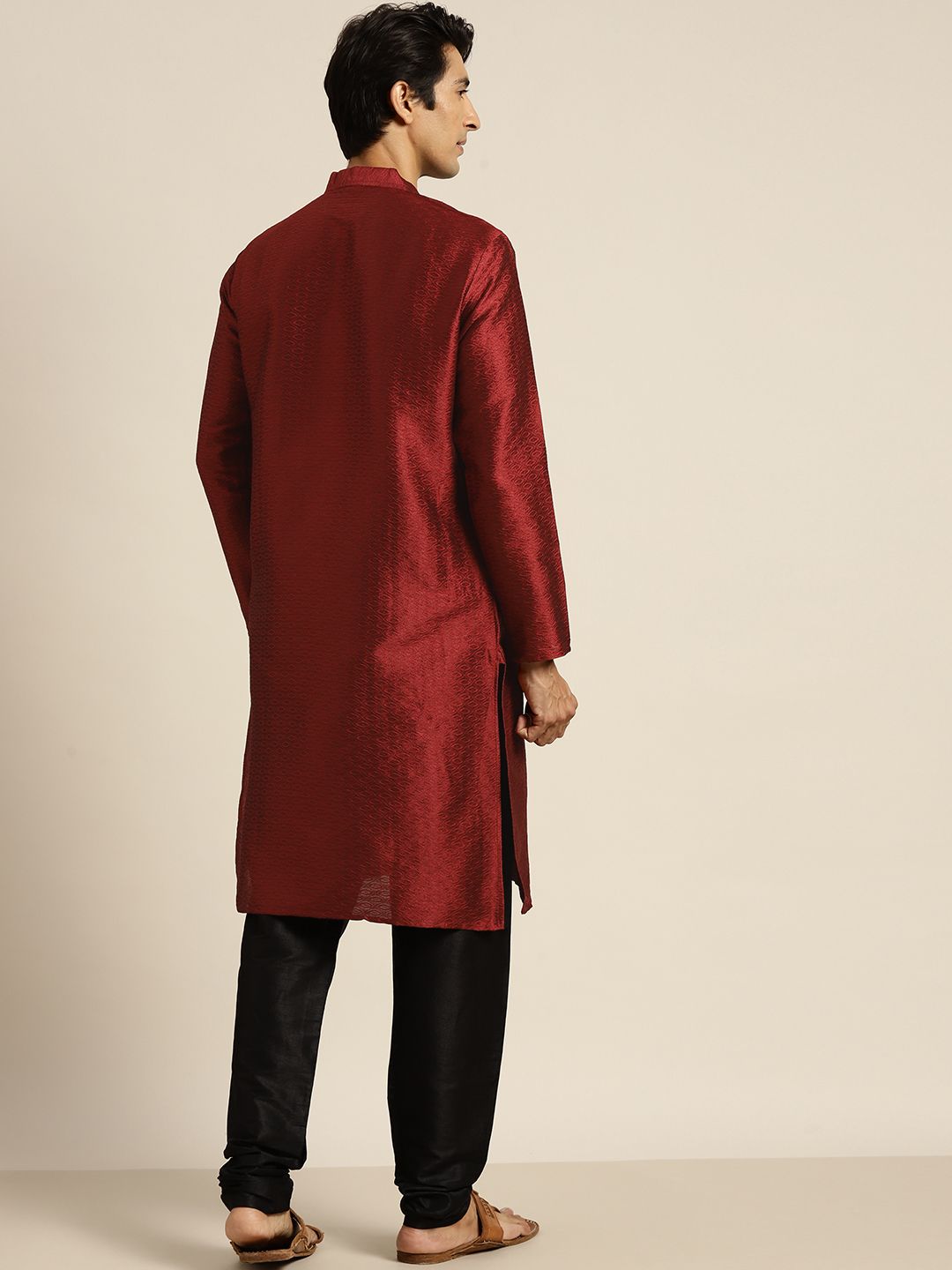 SOJANYA Men Maroon Woven Design Kurta