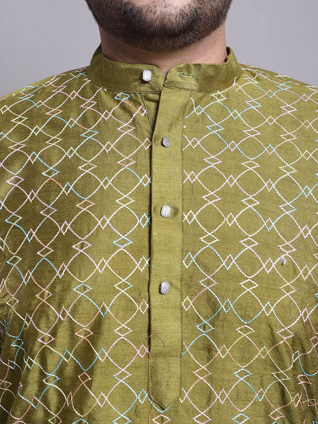Kurta Kerja Benang Sulam SOJANYA PLUS Dengan Piyama & Jaket Nehru Bersulam