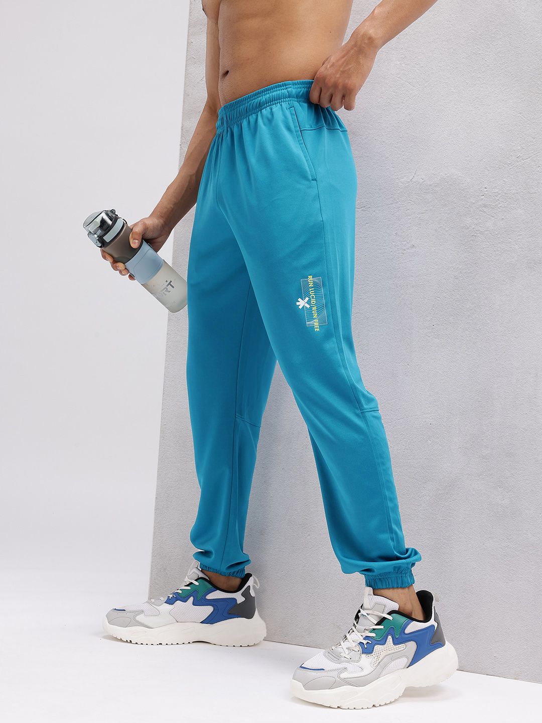 HRX by Hrithik Roshan Men Typography Print Detail Mid-Rise Rapid-Dry Running Joggers