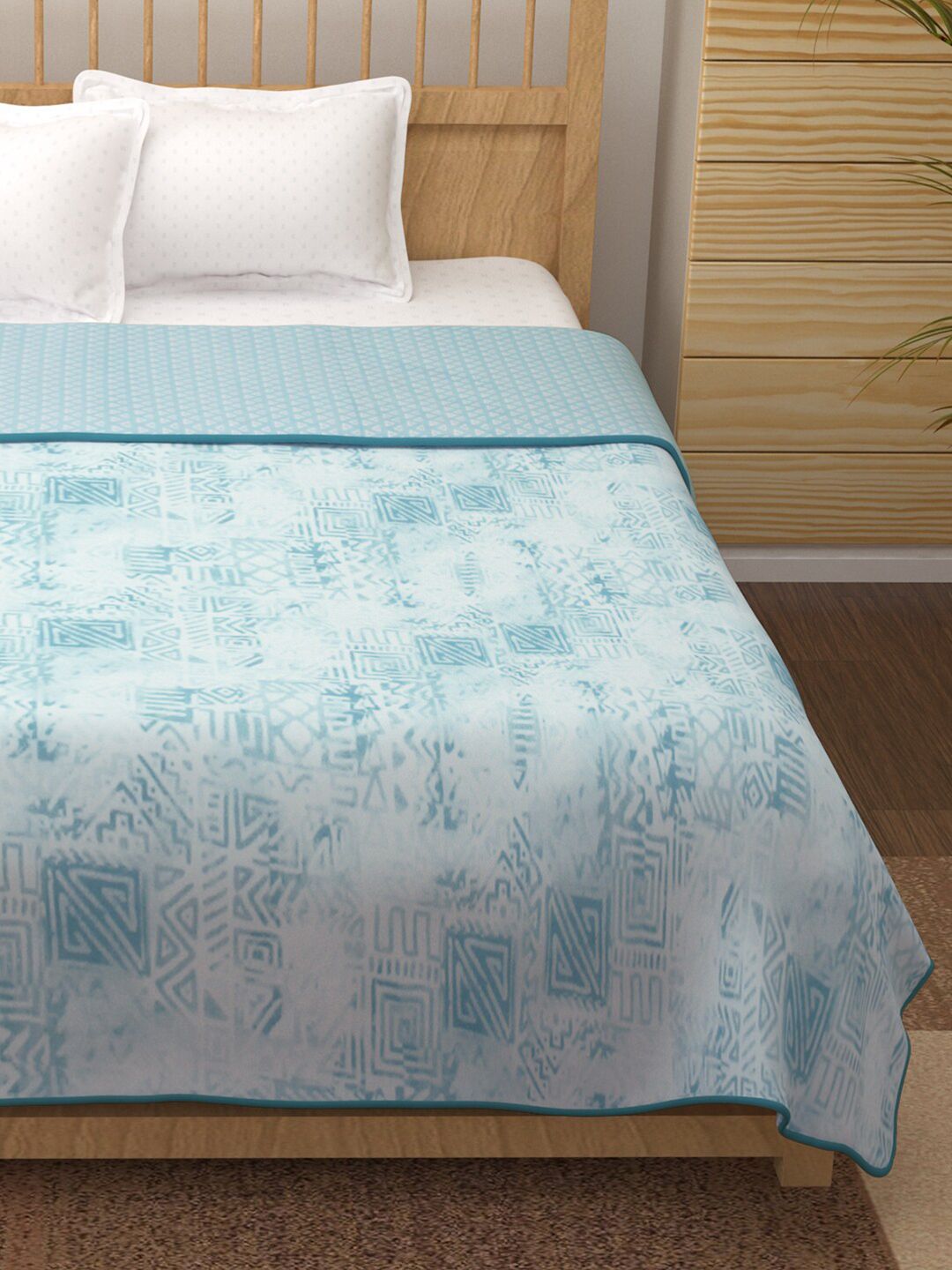 Story@home White & Blue Printed AC Room 150 GSM Reversible Cotton Double Bed Dohar