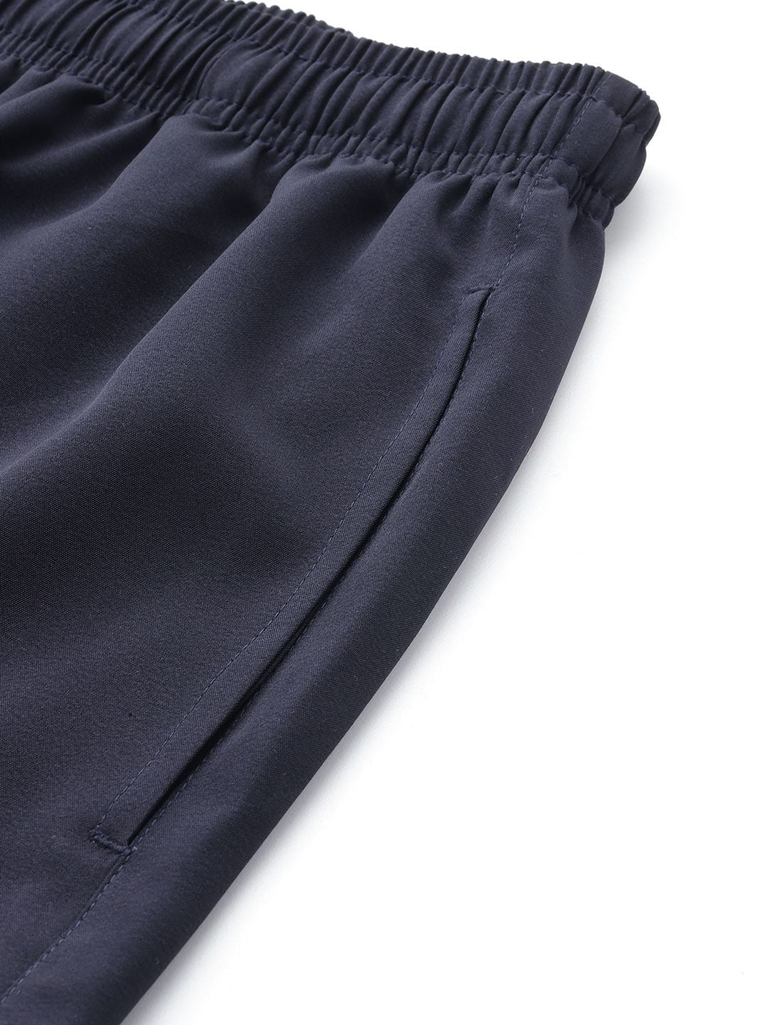 HRX by Hrithik Roshan Men Side Stiped Lifestyle Reflective Cargo-Style Jogger