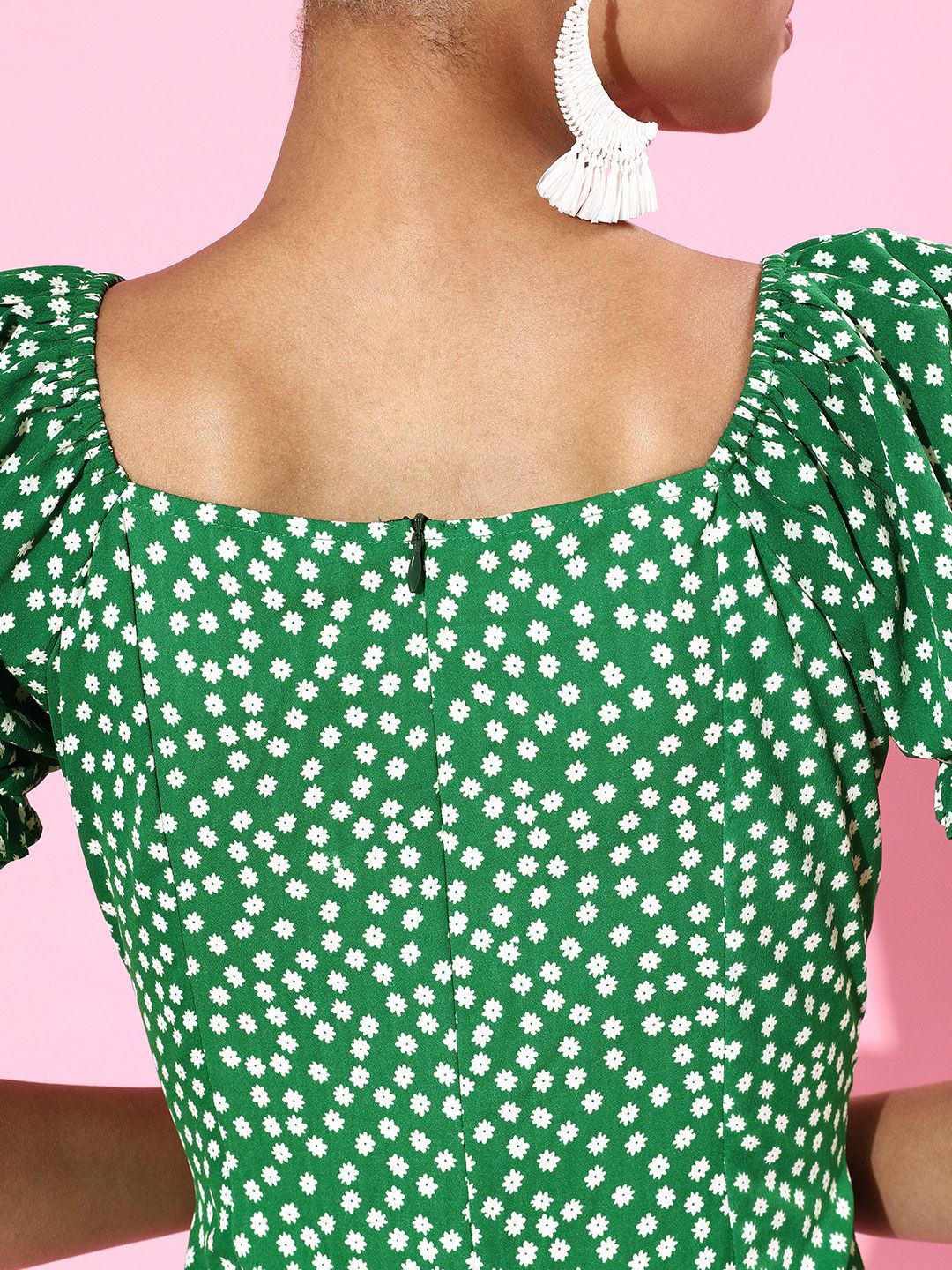 Berrylush Women Gorgeous Green Floral Sweetheart Neck Dress