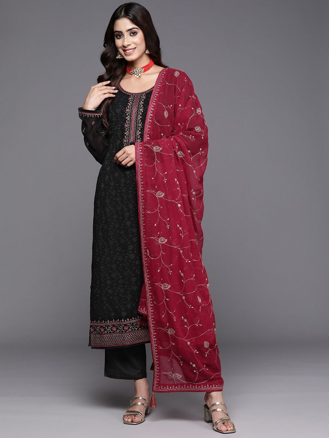 Libas Floral Embroidered Regular Thread Work Georgette Kurta with Trousers & Dupatta