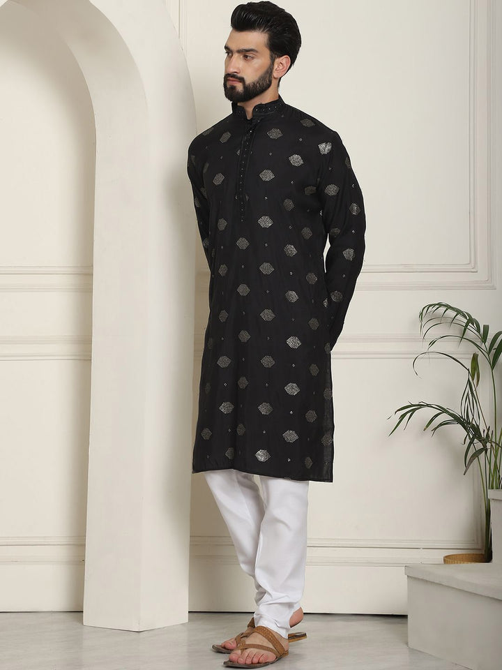 SOJANYA Geometric Embroidered Sequinned Cotton Silk Straight Kurta With Churidar