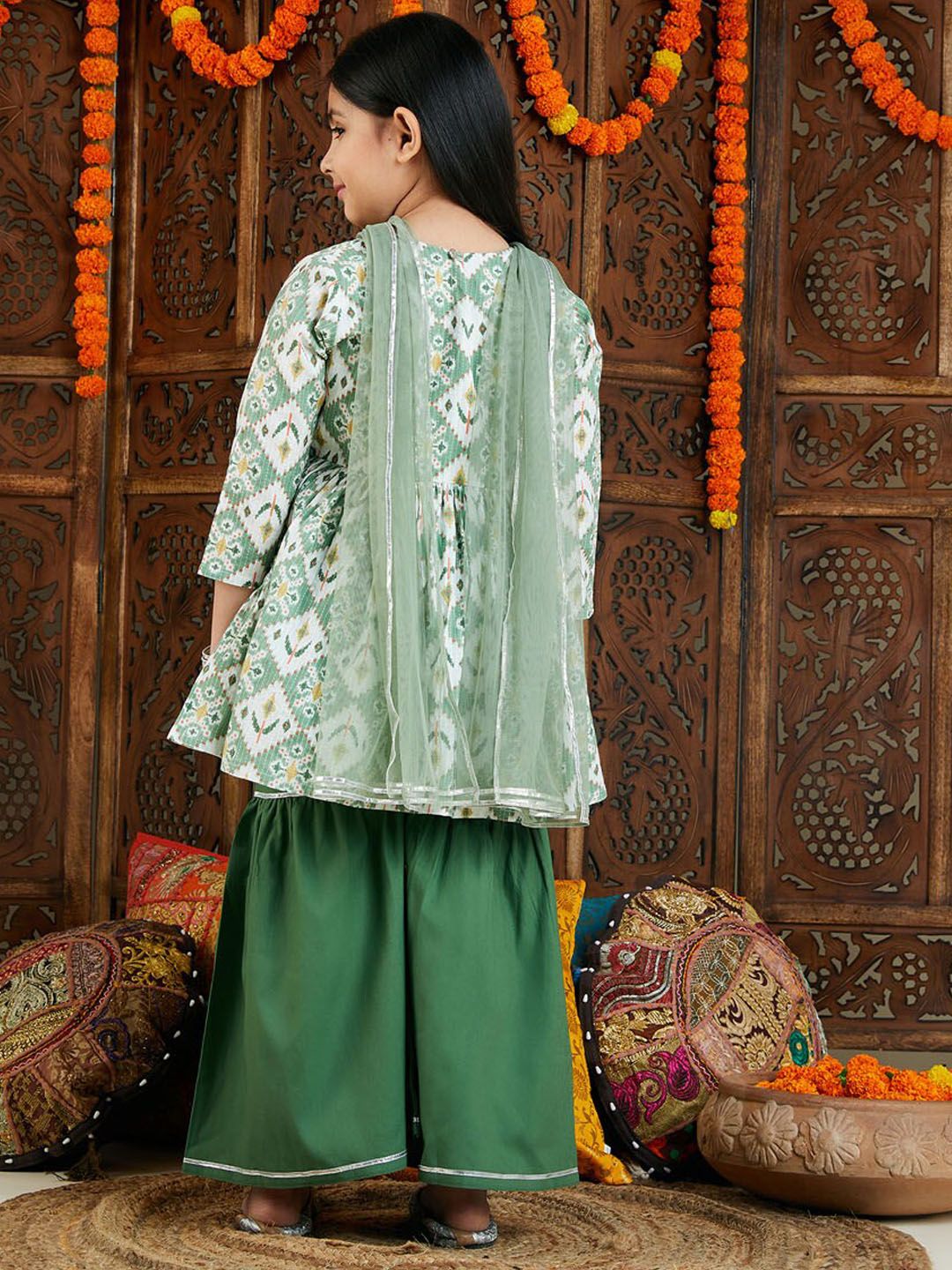 VASTRAMAY Girls Ethnic Motifs Printed Gotta Patti Pure Cotton Kurta with Sharara & Dupatta