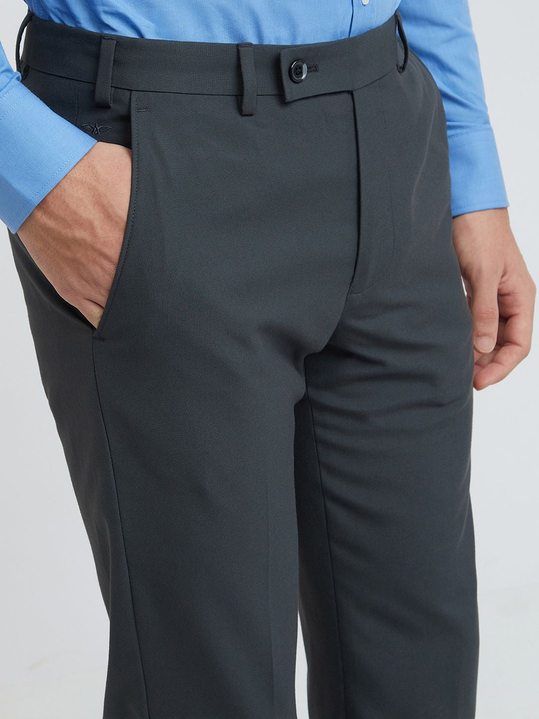 Park Avenue Men Mid-Rise Checked Smart Trousers