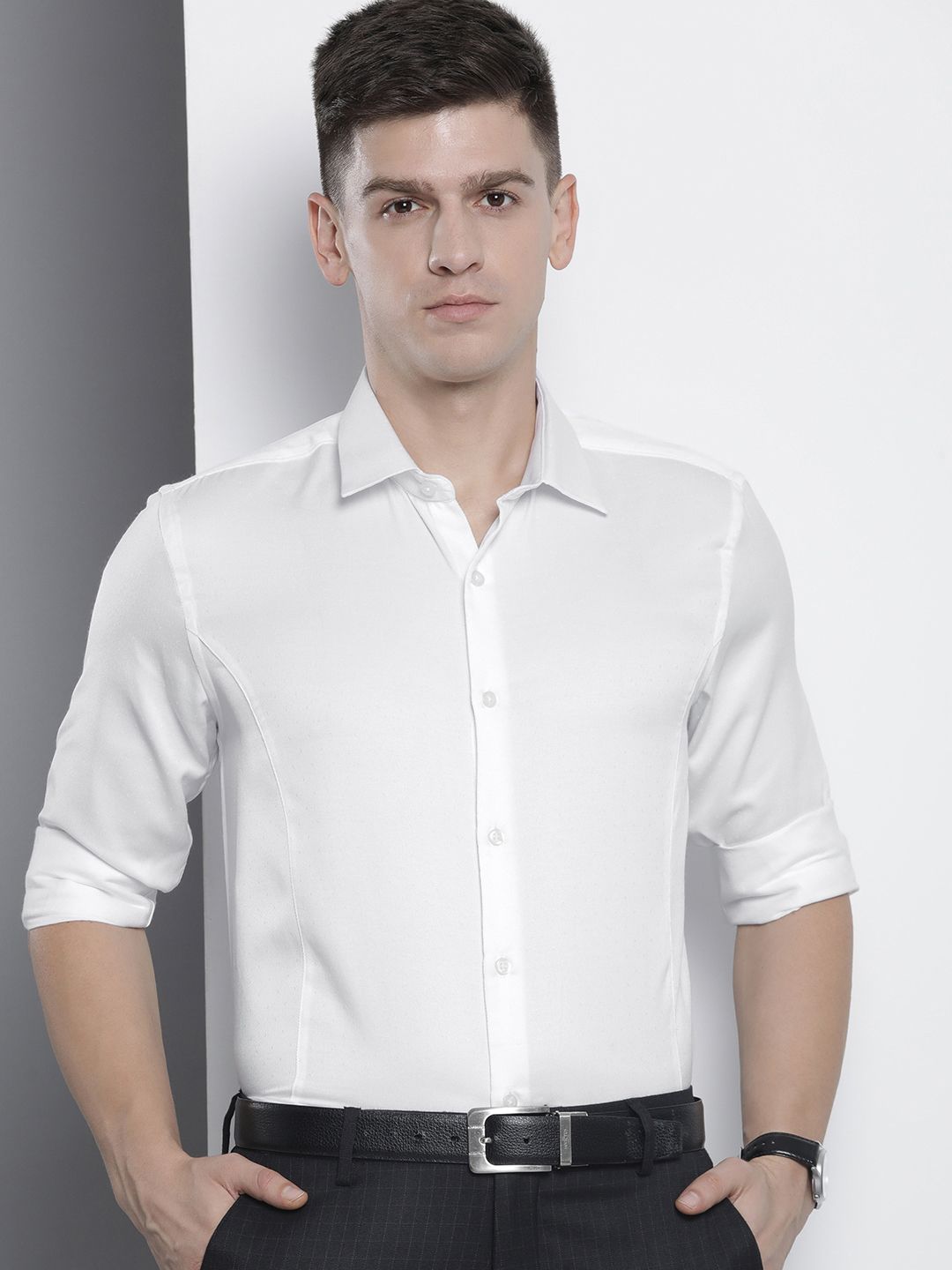 The Indian Garage Co. X Luxe Men Slim Fit Opaque Formal Shirt
