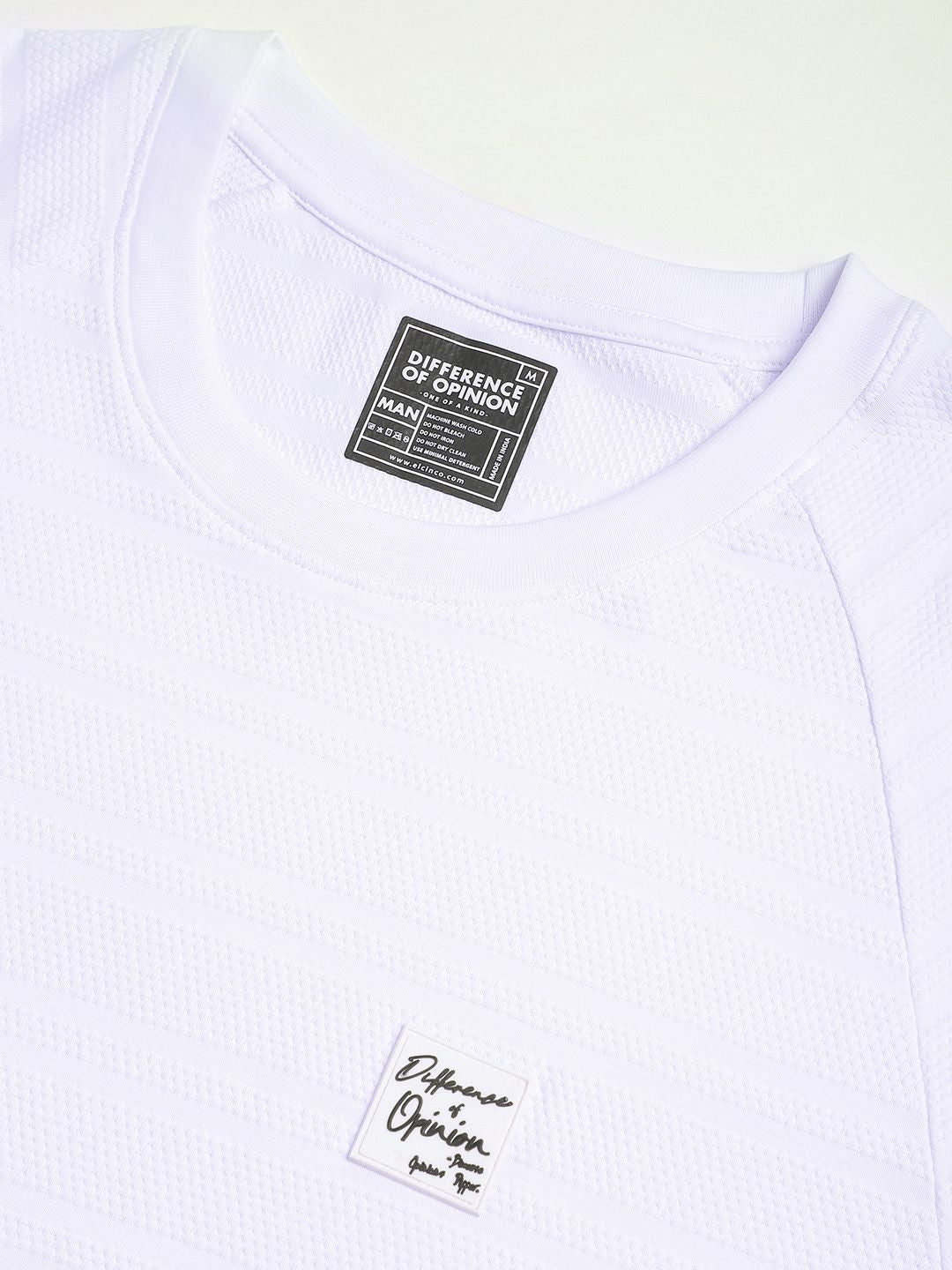 Difference of Opinion Men Solid Popcorn Structure Oversized Raglan T-Shirt