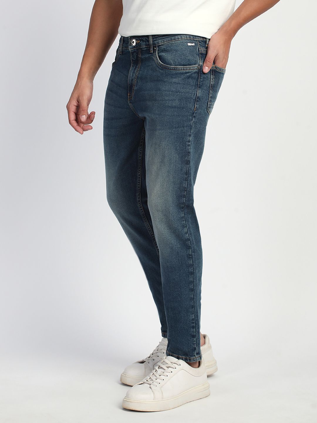 THE BEAR HOUSE Men Slim Fit Heavy Fade Jeans