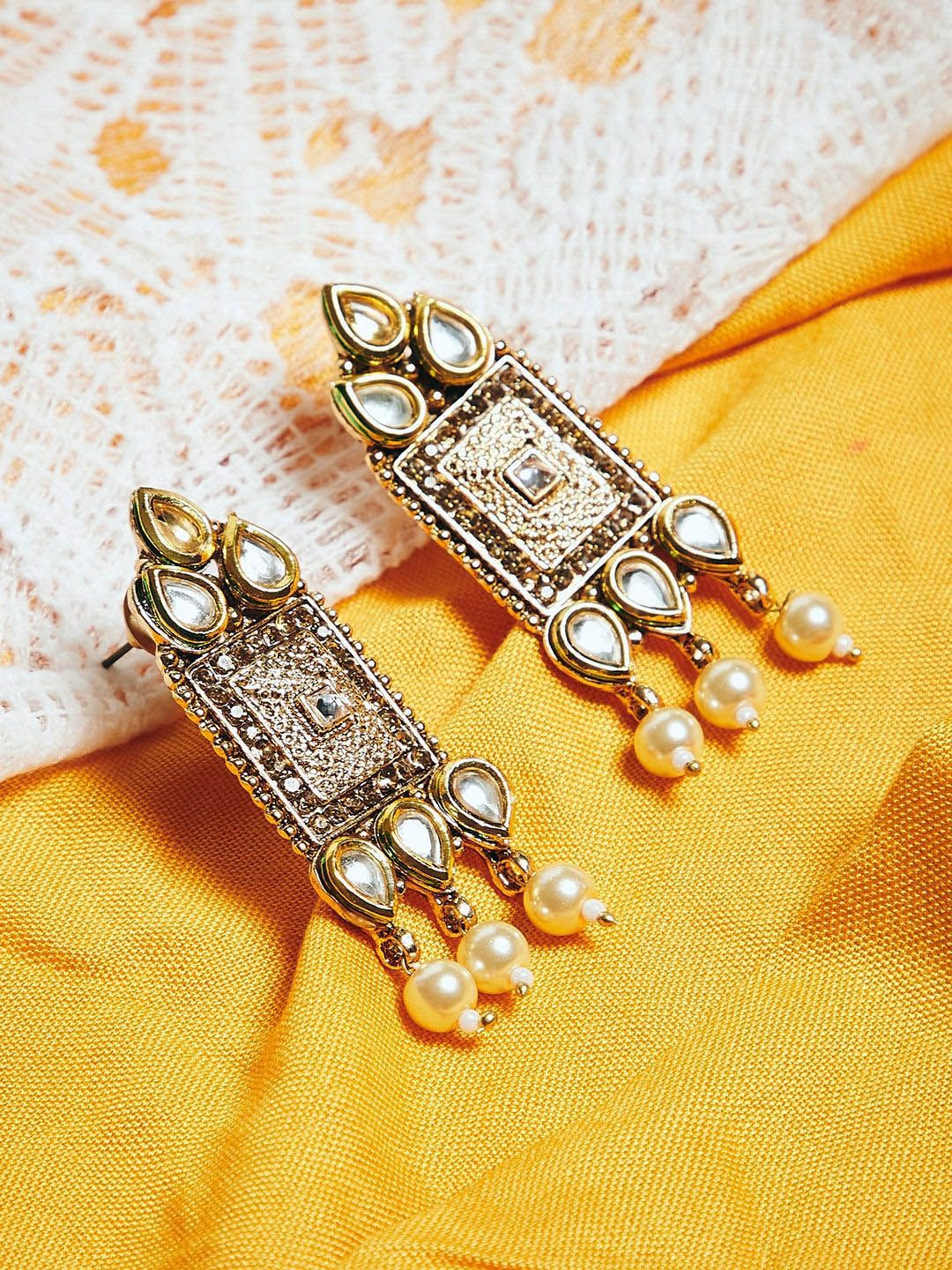 Anting-anting Drop Kontemporari Anouk