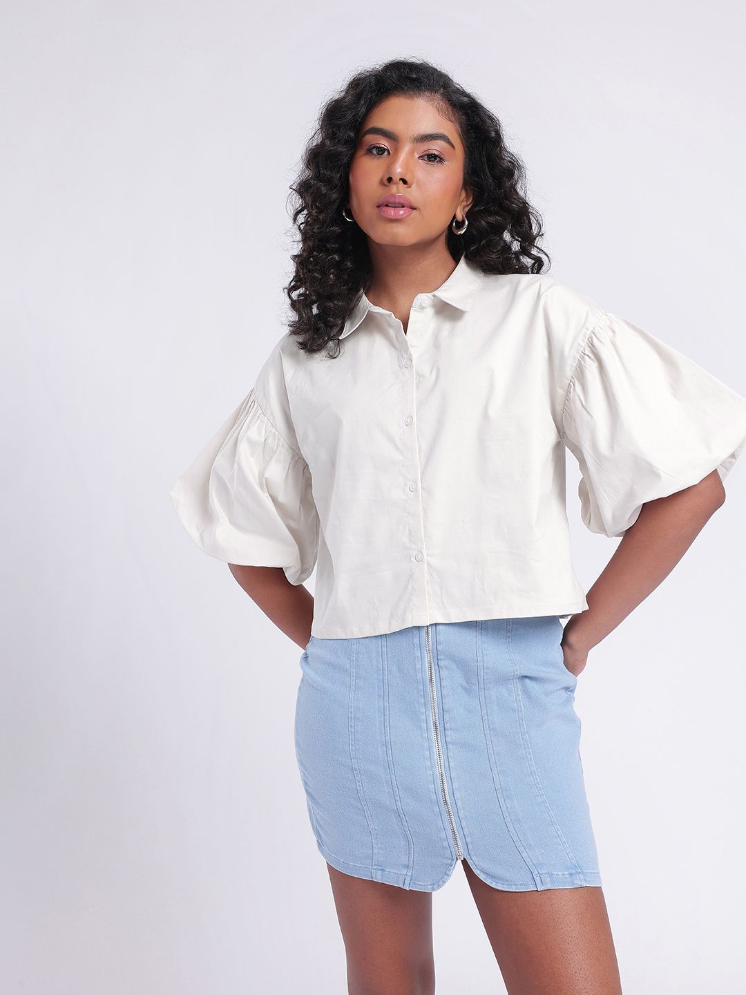 DressBerry Charming Chic Puffed Sleeves Boxy Crop Shirt