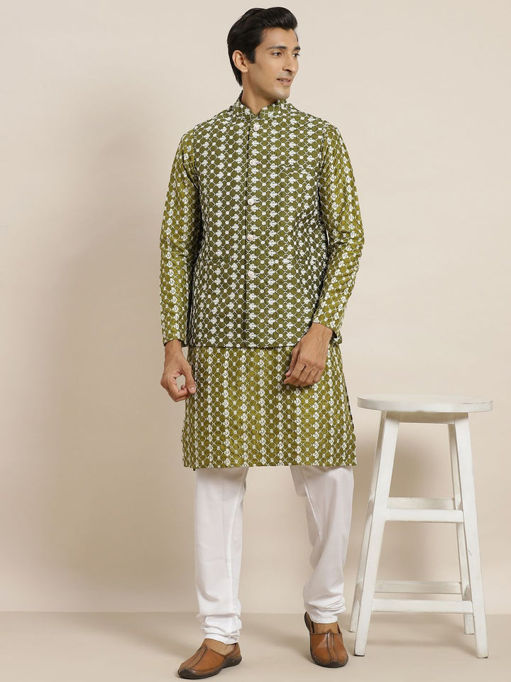 SOJANYA Men Green Floral Embroidered Thread Work Kurta Set & Jacket