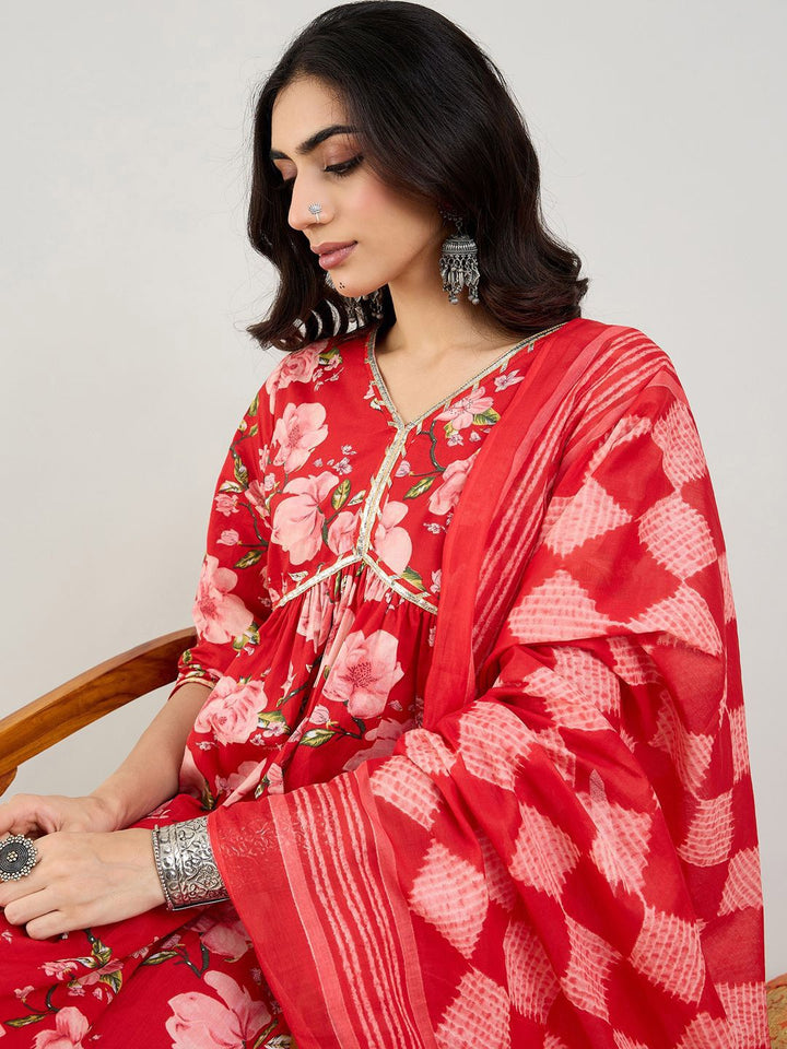 Indo Era Floral Printed Empire Gotta Patti Pure Cotton Kurta & Trousers & Dupatta