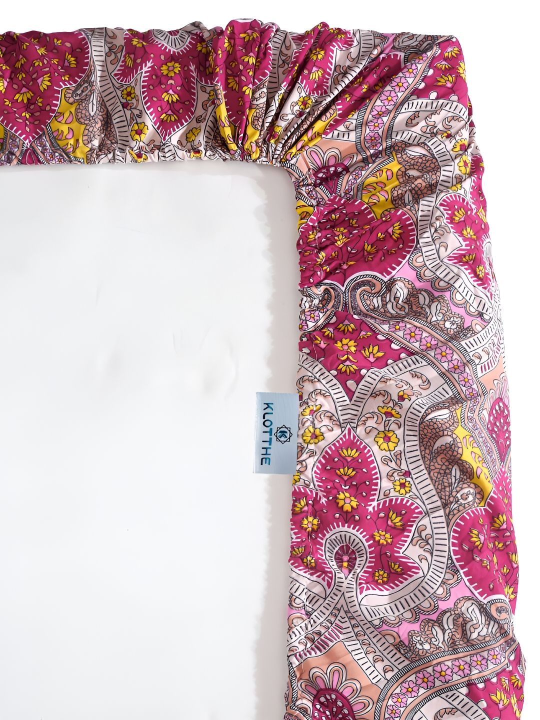 KLOTTHE Motif Etnik Merah Bercetak Cadar 300TC Double King Dengan 2 Sarung Bantal