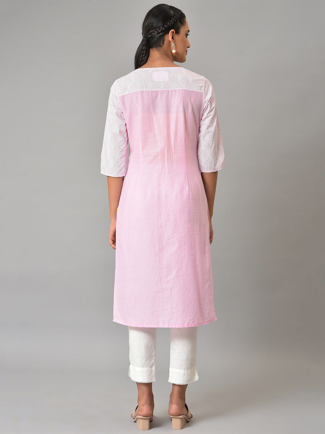 AURELIA Floral Embroidered Thread Work Pure Cotton Kurta