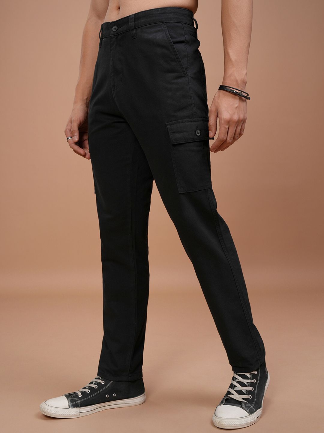 HIGHLANDER Men Tapered Fit Mid-Rise Cotton Cargo Trousers