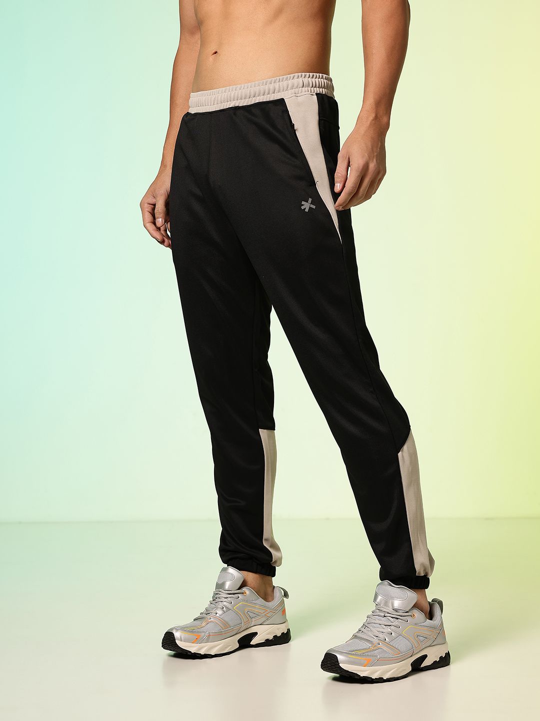 HRX by Hrithik Roshan Men Rapid-Dry Running Jogger