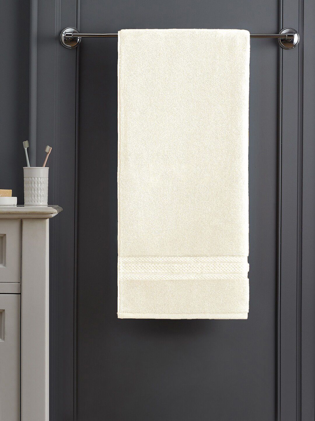 BOMBAY DYEING Cream Pure Cotton 650 GSM Bath Towel