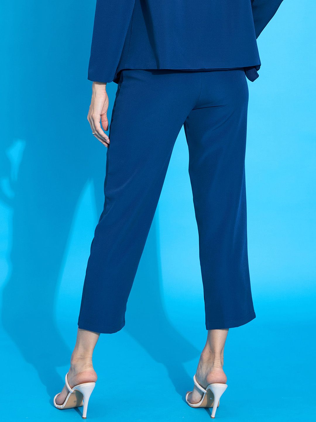 SASSAFRAS worklyf Women Regular Fit High-Rise Trousers