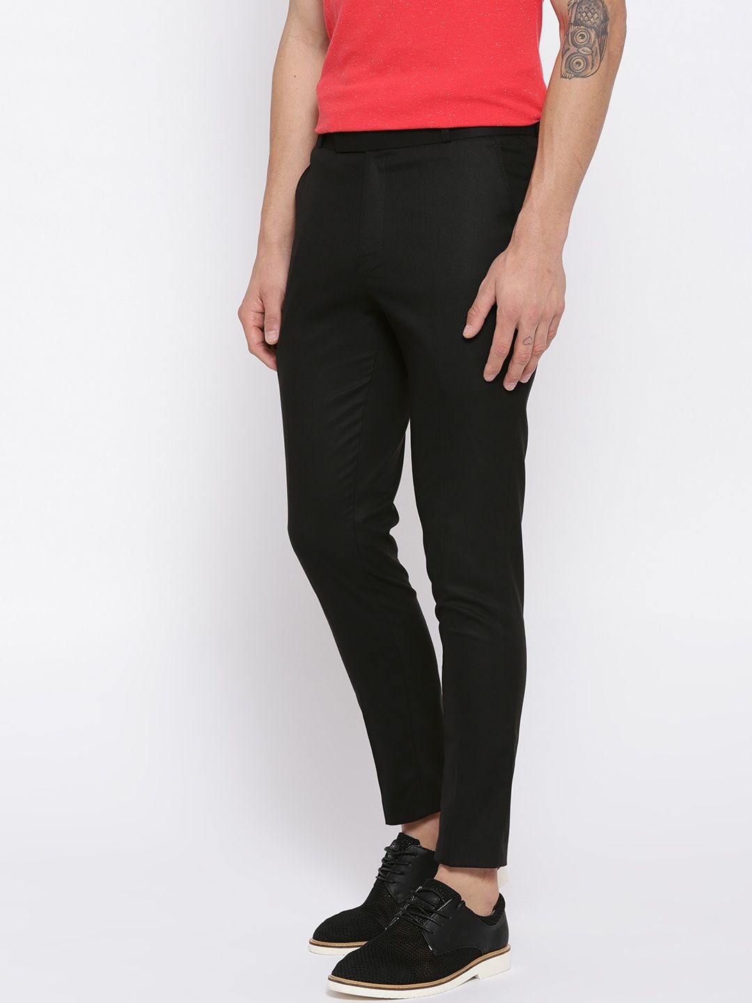 DENNISON Men Black Comfort Tapered Fit Wrinkle Free Solid Regular Trousers