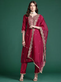 Indo Era Women Embroidered Straight Kurta Set