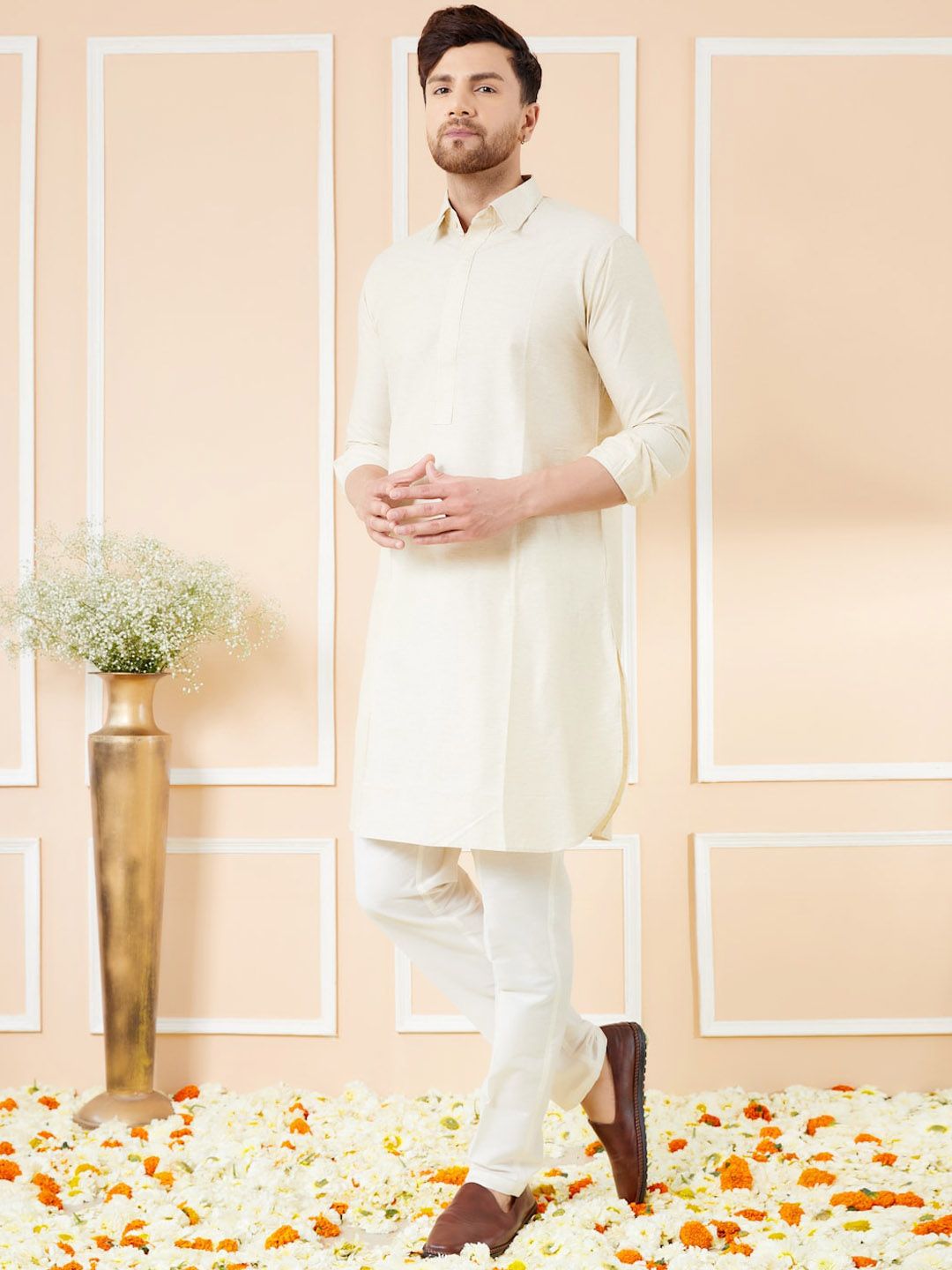 See Designs Regular Long Sleeves Shirt Collar Pure Cotton Kurta with Pyjamas