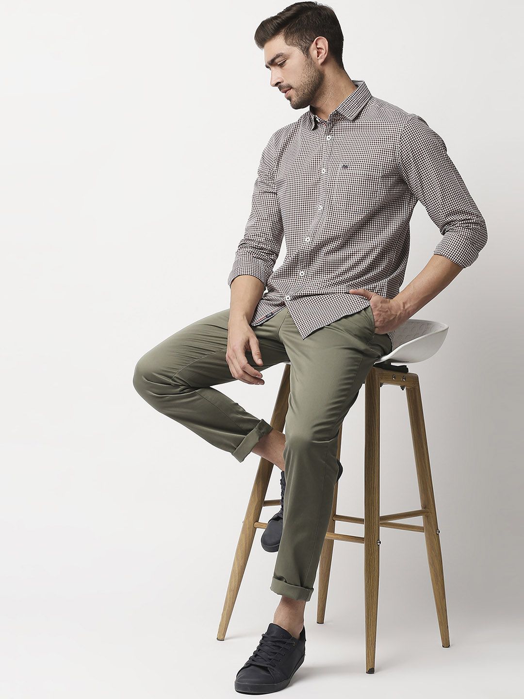 Thomas Scott Men Olive Green New Millennium Fit Easy Wash Trousers