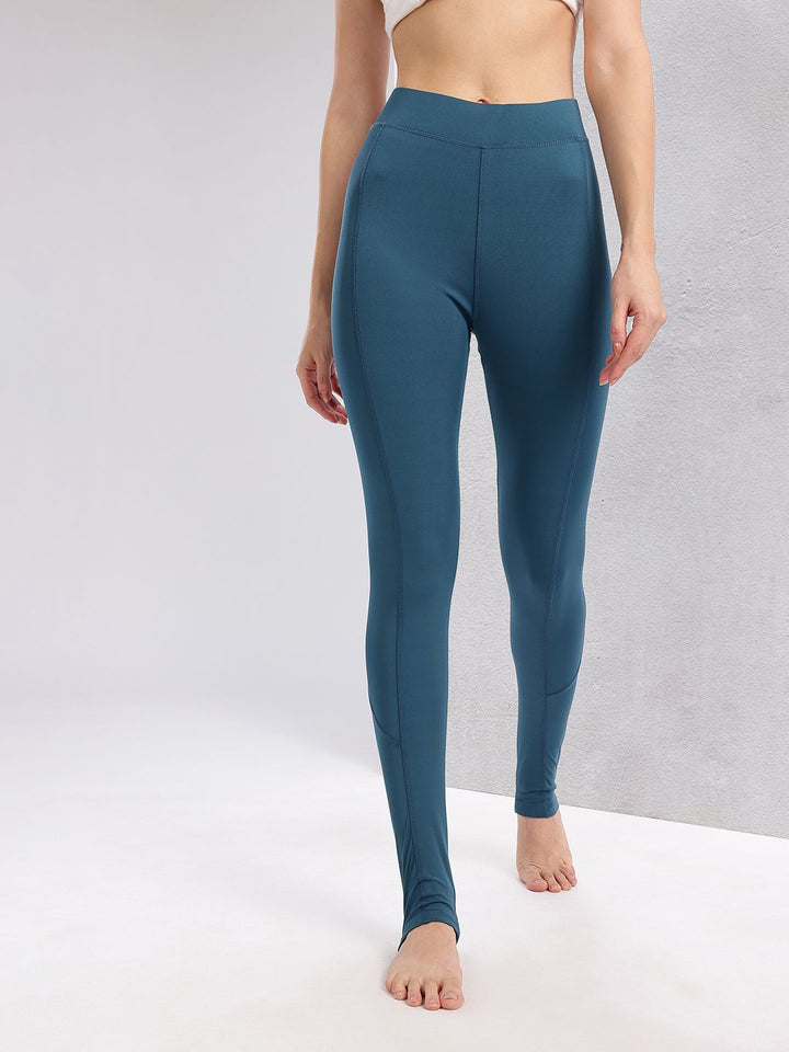 HRX by Hrithik Roshan Women Heel Loop Yoga Tights