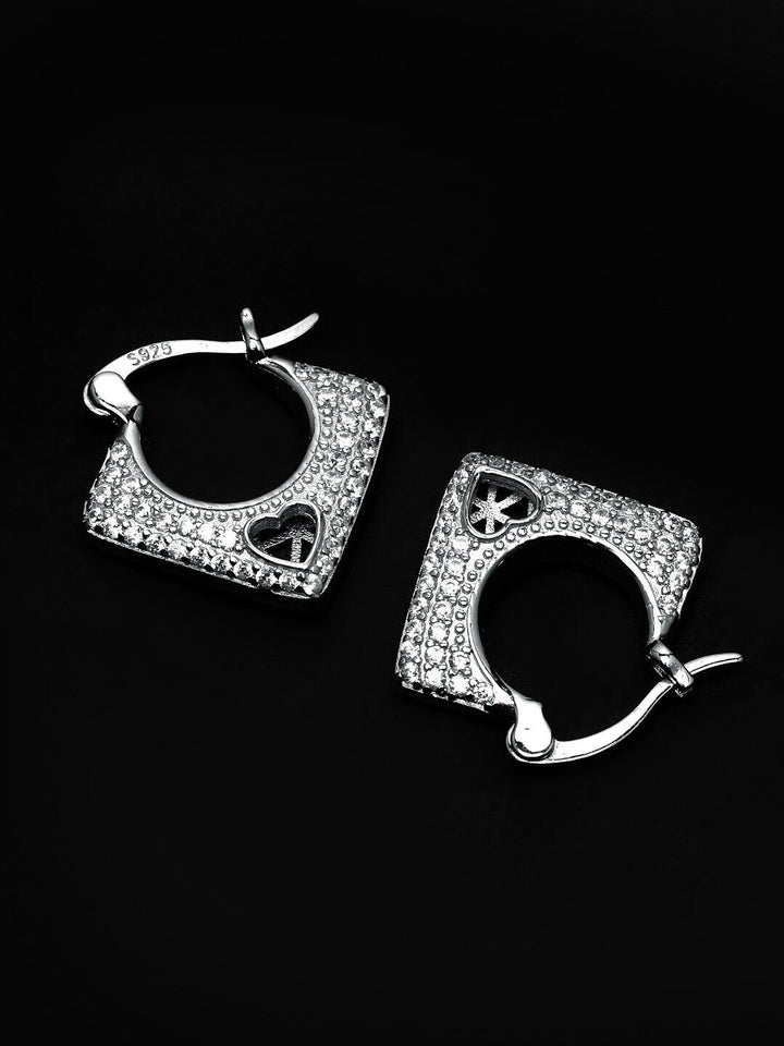 Stud Klasik Bersalut Perak VOGUE PANASH