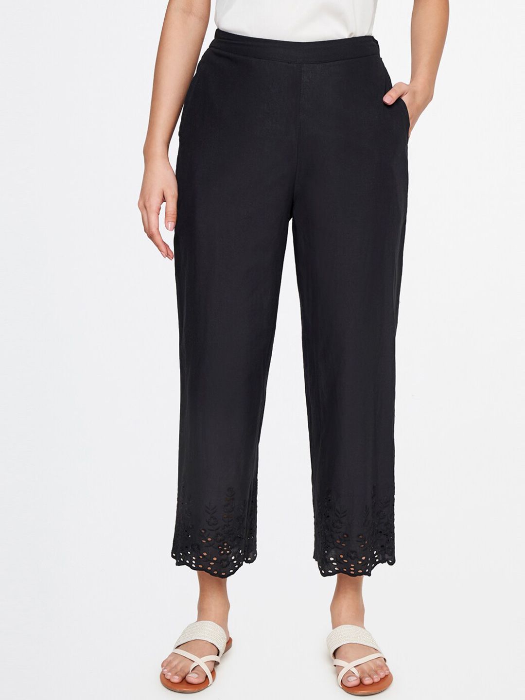 Global Desi Women Black Straight Fit Culottes Trousers