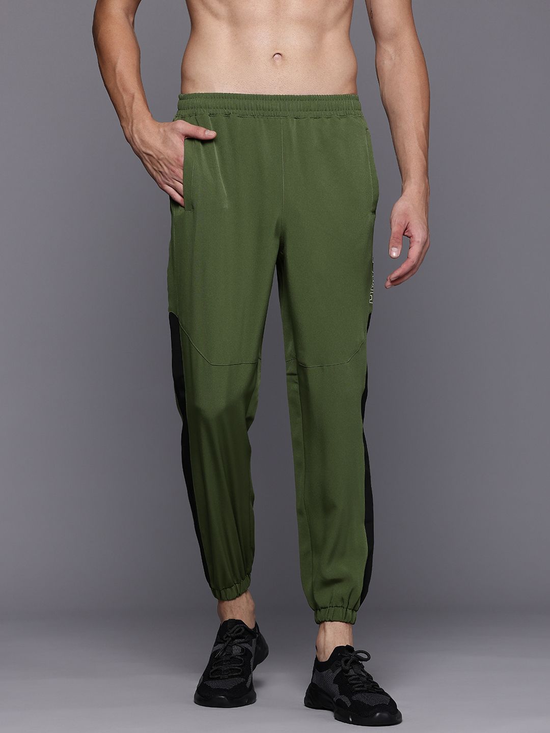 HRX by Hrithik Roshan Men Typography Printed Rapid-Dry Training Joggers