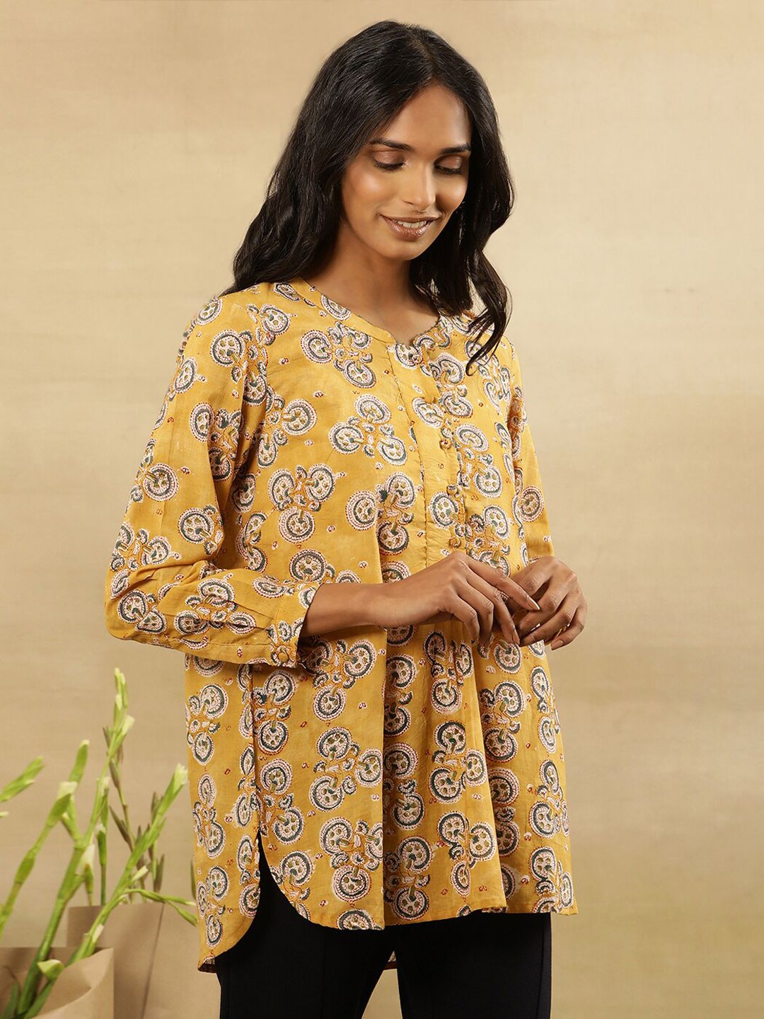 Folk Song  Mandarin Collar Printed Long Sleeves Cotton Top