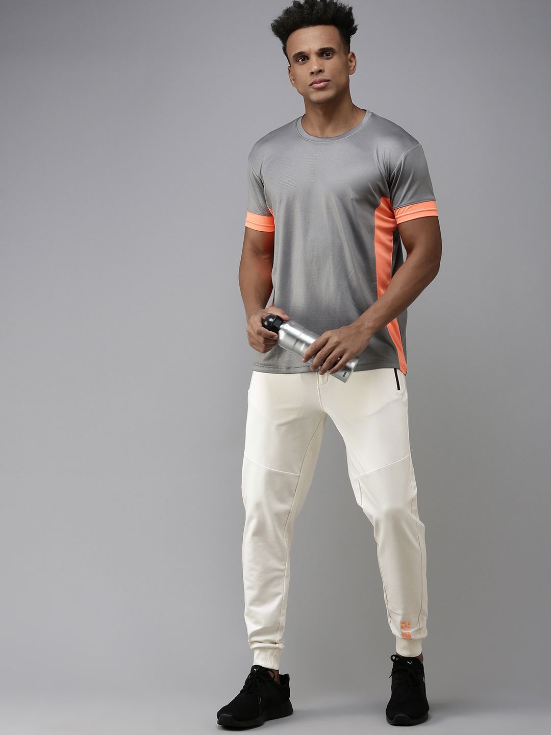 Spykar Men Pepejal Slim Fit Mid-Rise Joggers biasa