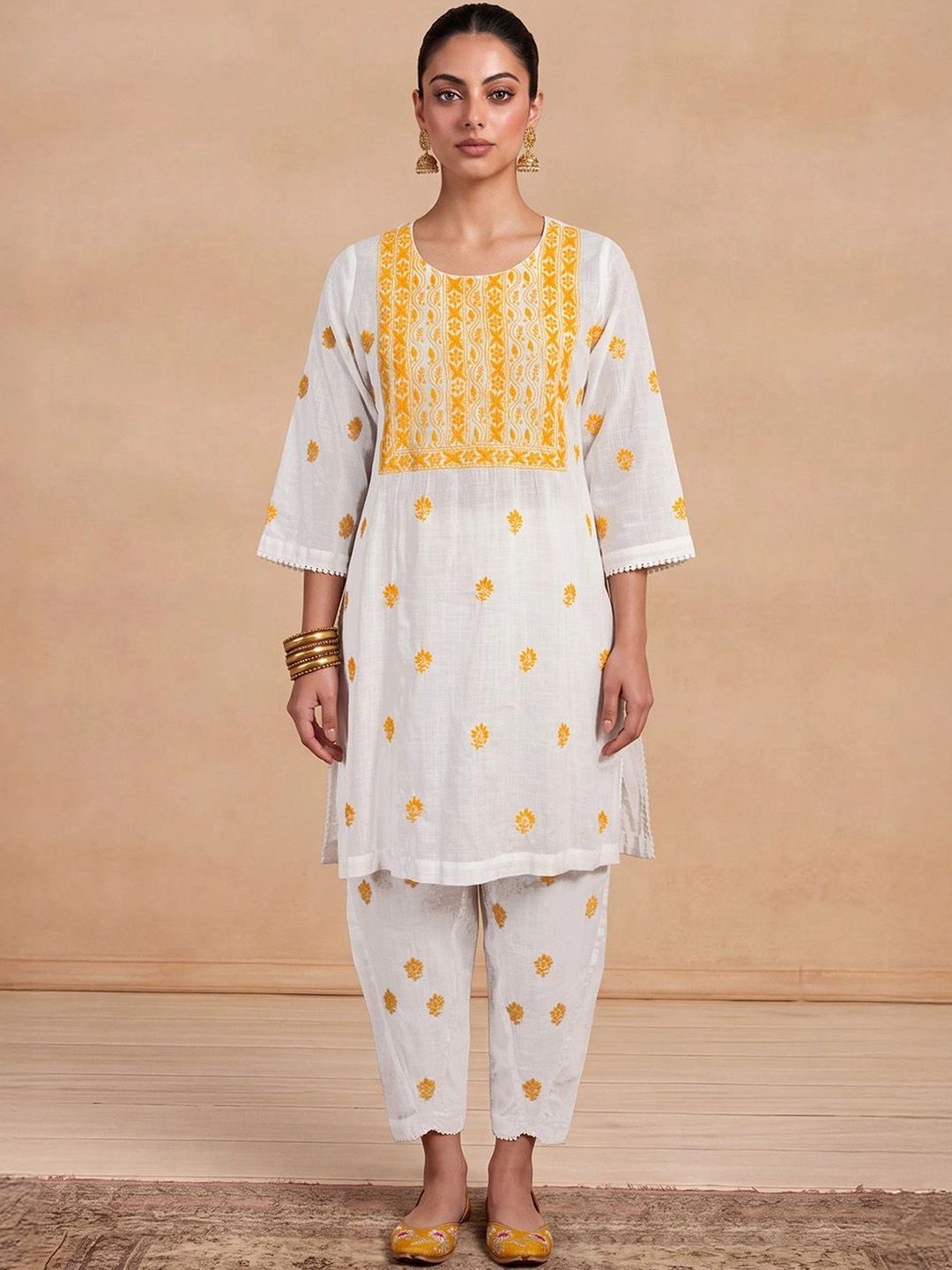 House of Chikankari Women Regular Chikankari Kurta with Trousers