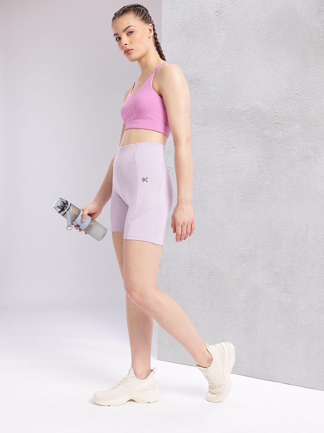 HRX by Hrithik Roshan Women Mid-Rise Above Knee Running Tights with Reflective Elements