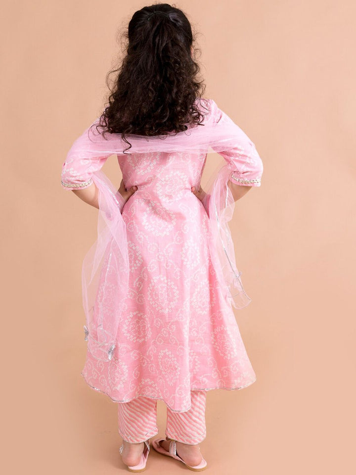 pspeaches Girls Bandhani Printed Kurta with Trousers & Dupatta