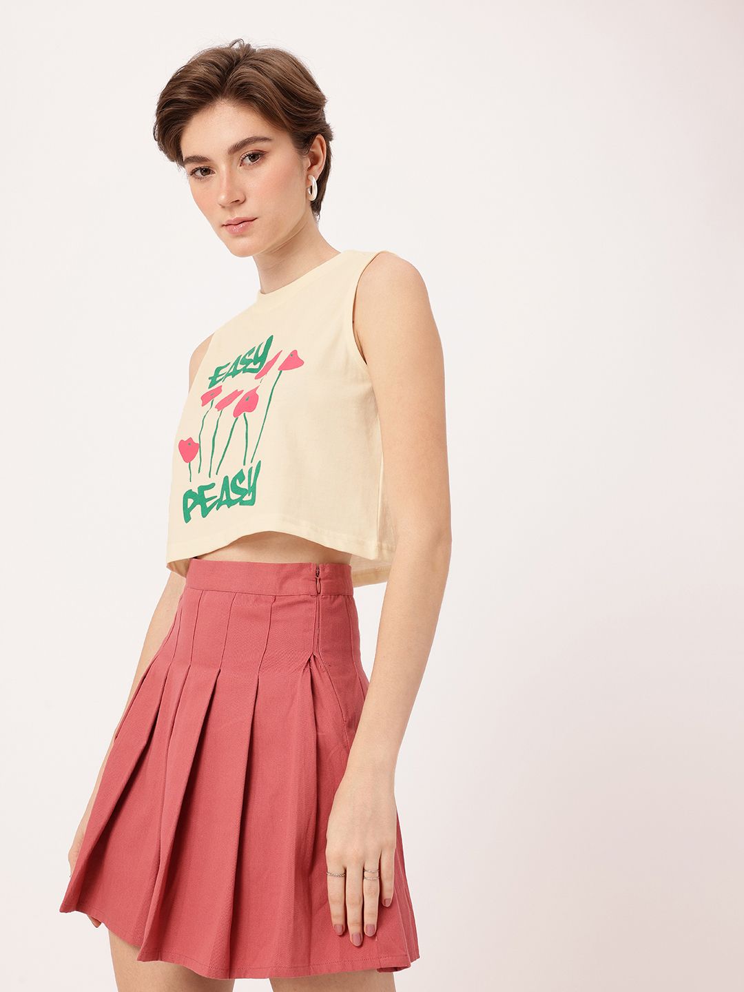 DressBerry Carefree Glam Printed Boxy Crop T-shirt