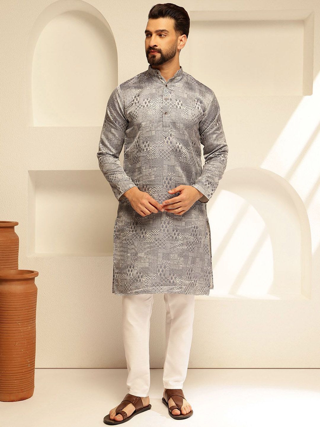 SOJANYA Woven Design Straight Kurta