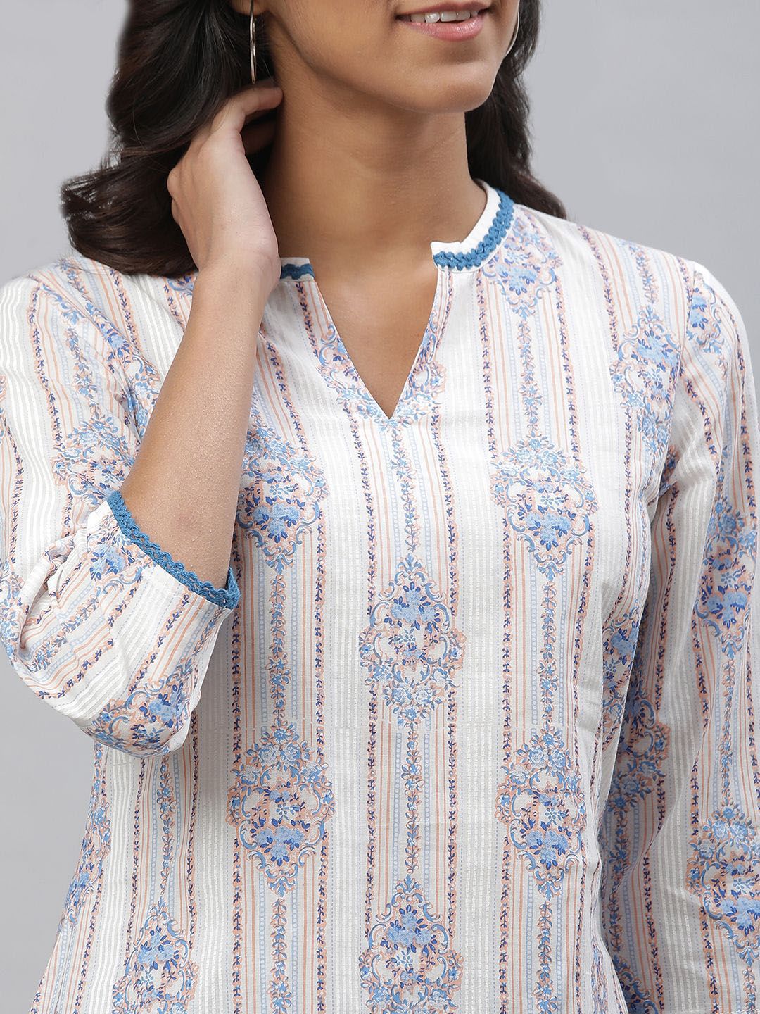 AURELIA Women Printed Thread Work Anarkali Kurta