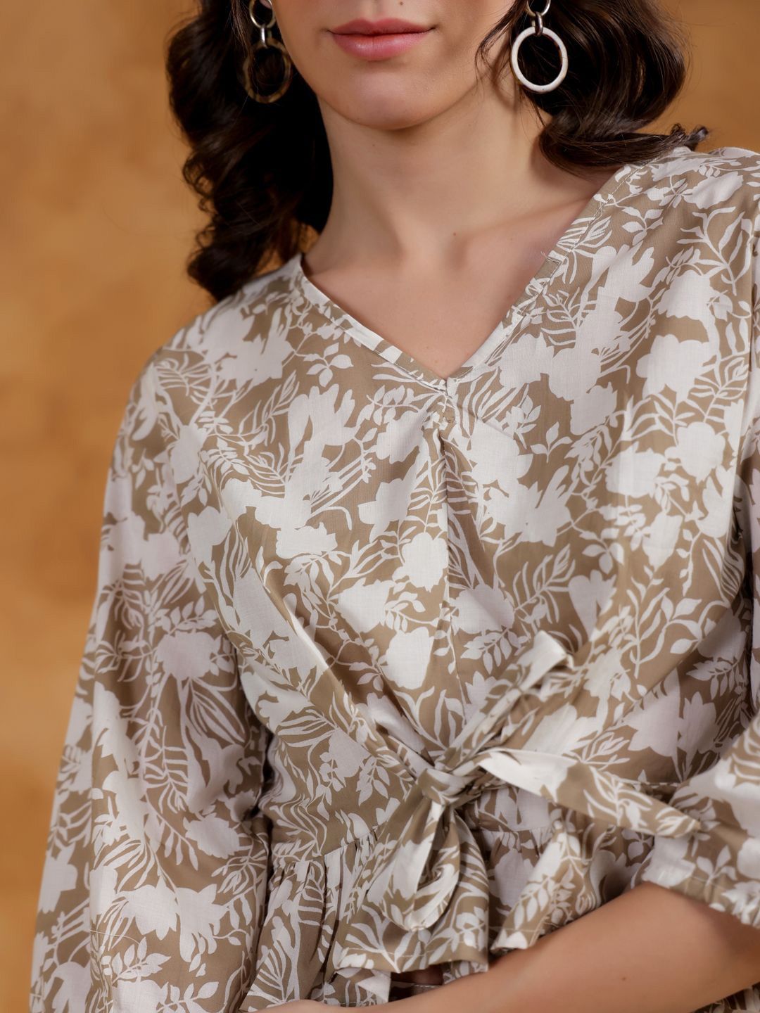 Sanskrutihomes Beige Color V-Neck Printed Pure Cotton Co-Ords Set
