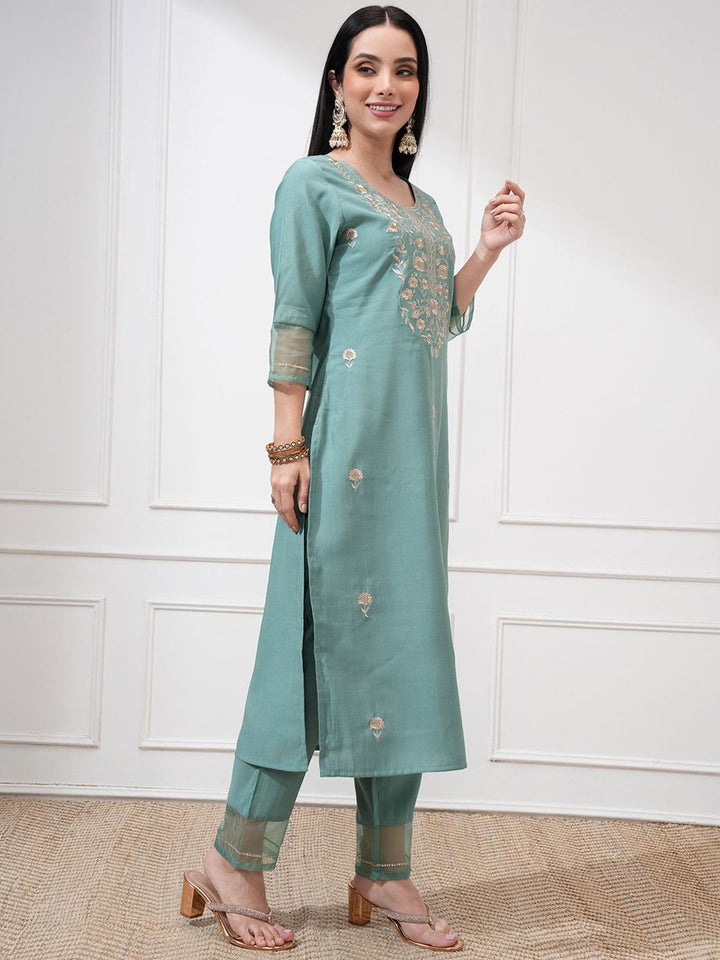 Vishudh Women Sea Embroidered New Roman Kurta with Bott0m and Nylon Organza Dupatta