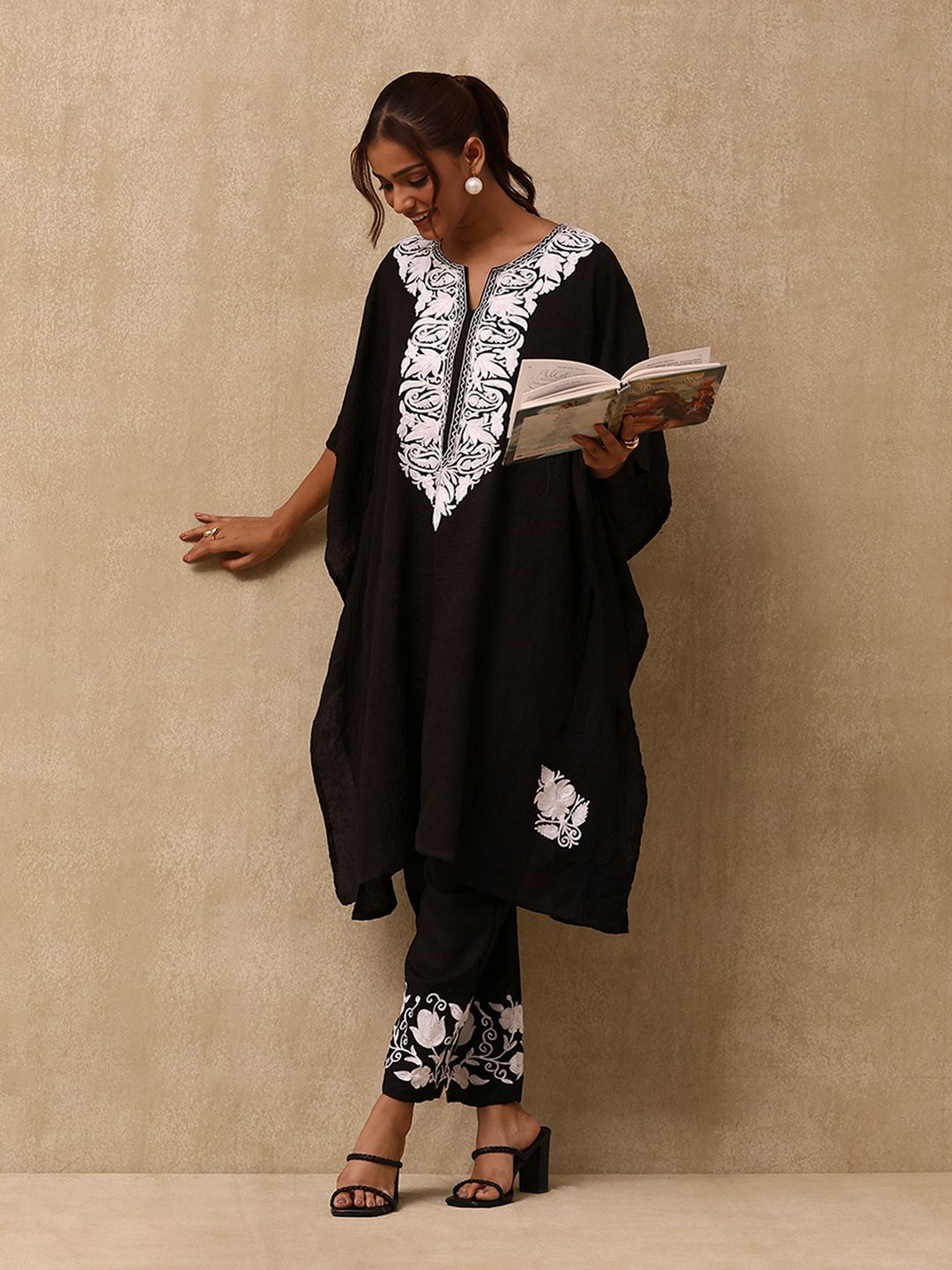 House of Chikankari Women Black Cotton Aari Embroidered Kaftan Set
