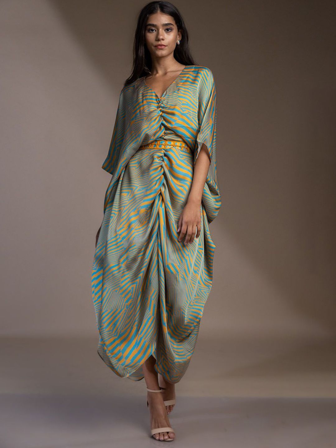 Baju Kaftan Satin Lengan Batwing Wanita Mamicha