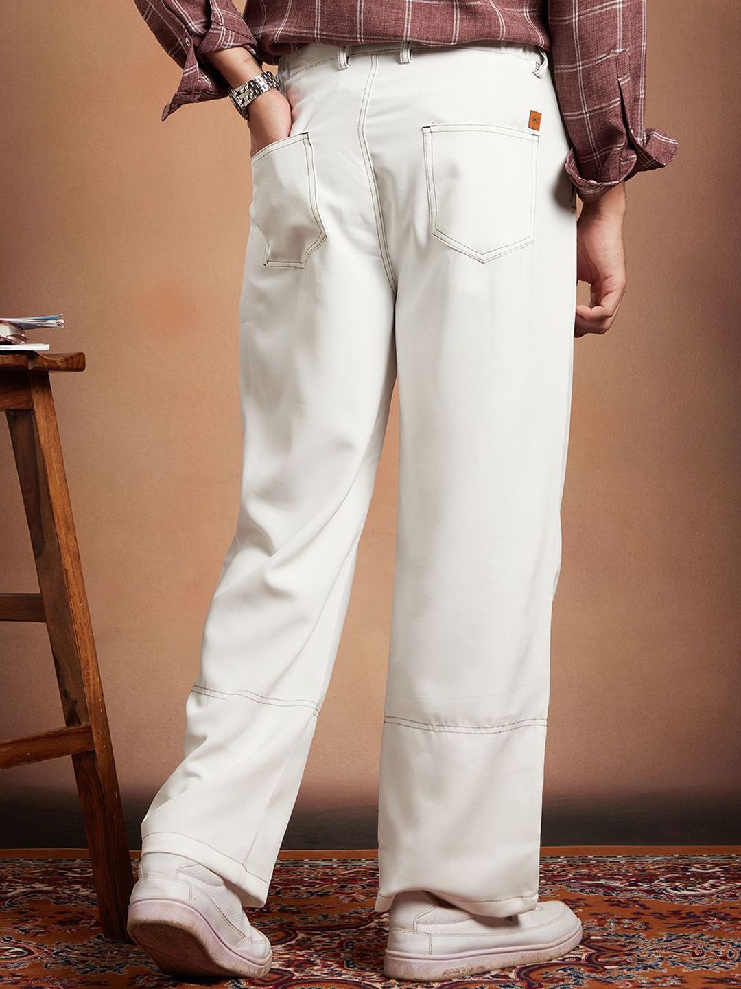 Campus Sutra Men Comfort Relaxed Fit Trousers